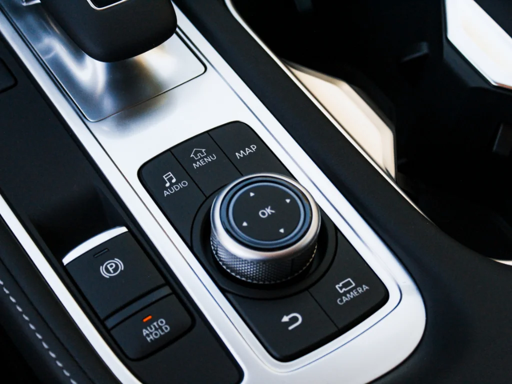 New 2027 GRAPHITE SHADOW INFINITI Luxe AWD image 22