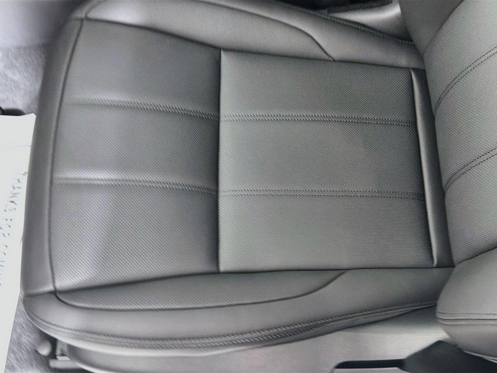 New 2026 Fuji White Land Rover Core S image 19