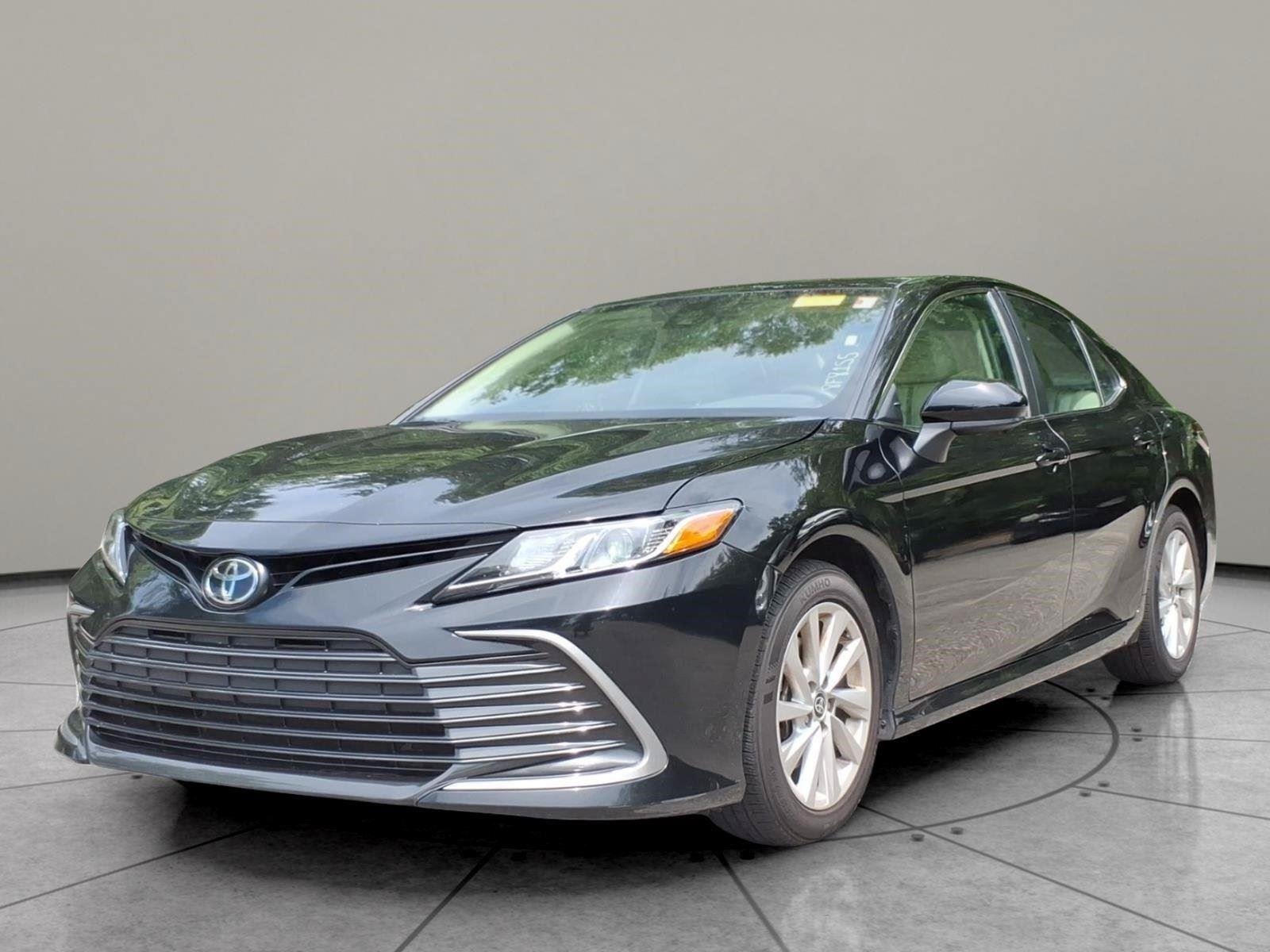 Used 2024  TOYOTA  image 1
