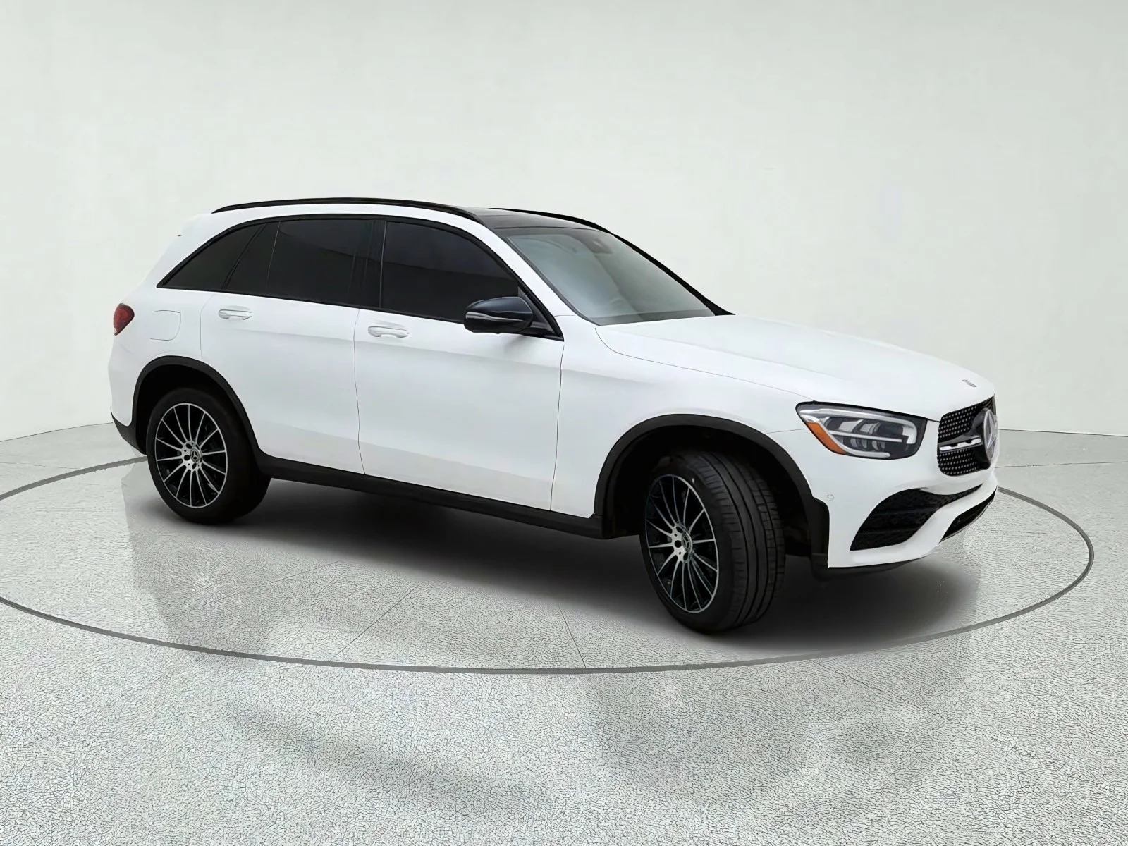 Certified Used 2022 Polar White Mercedes-Benz GLC 300 image 5