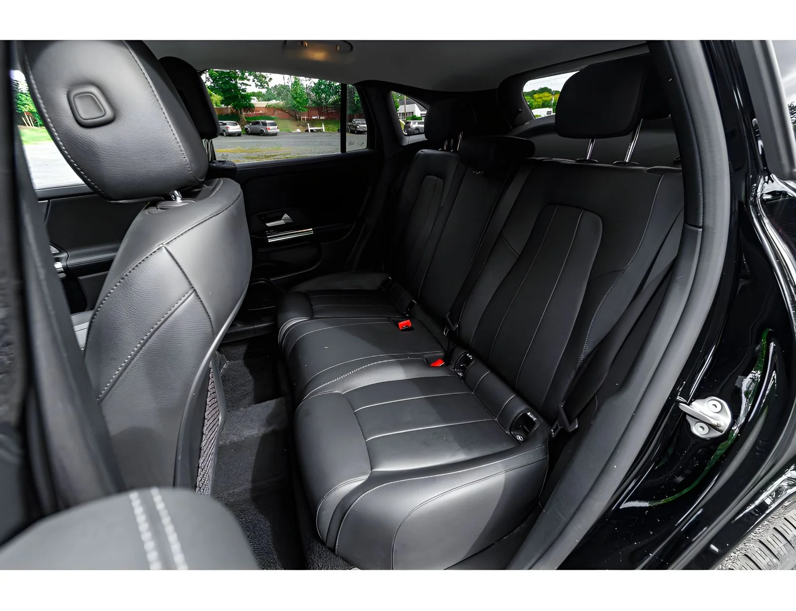 Used 2022 Black Mercedes-Benz GLA 250 image 15