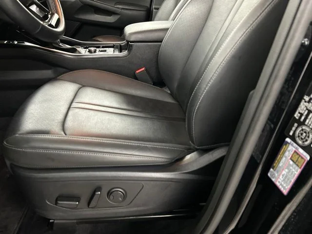 Used 2025  Kia EX image 7