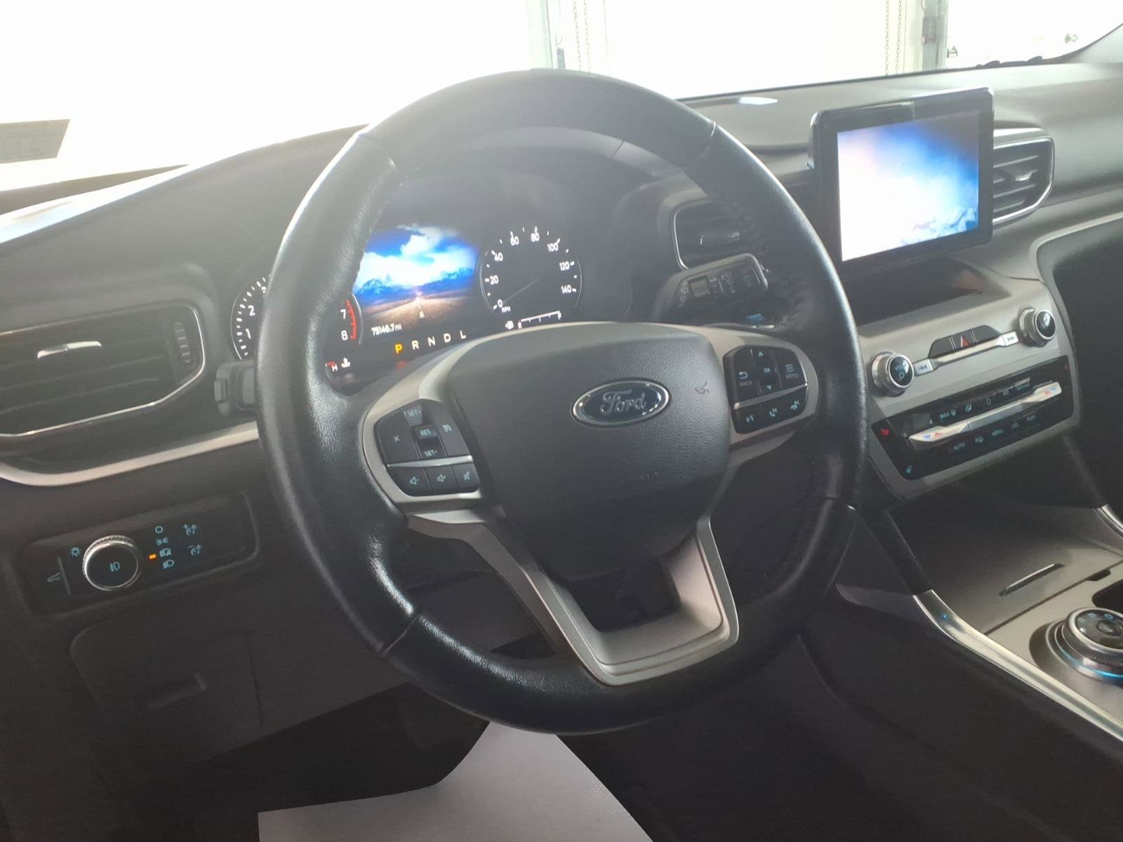 2022 Ford Explorer XLT - Photo 11