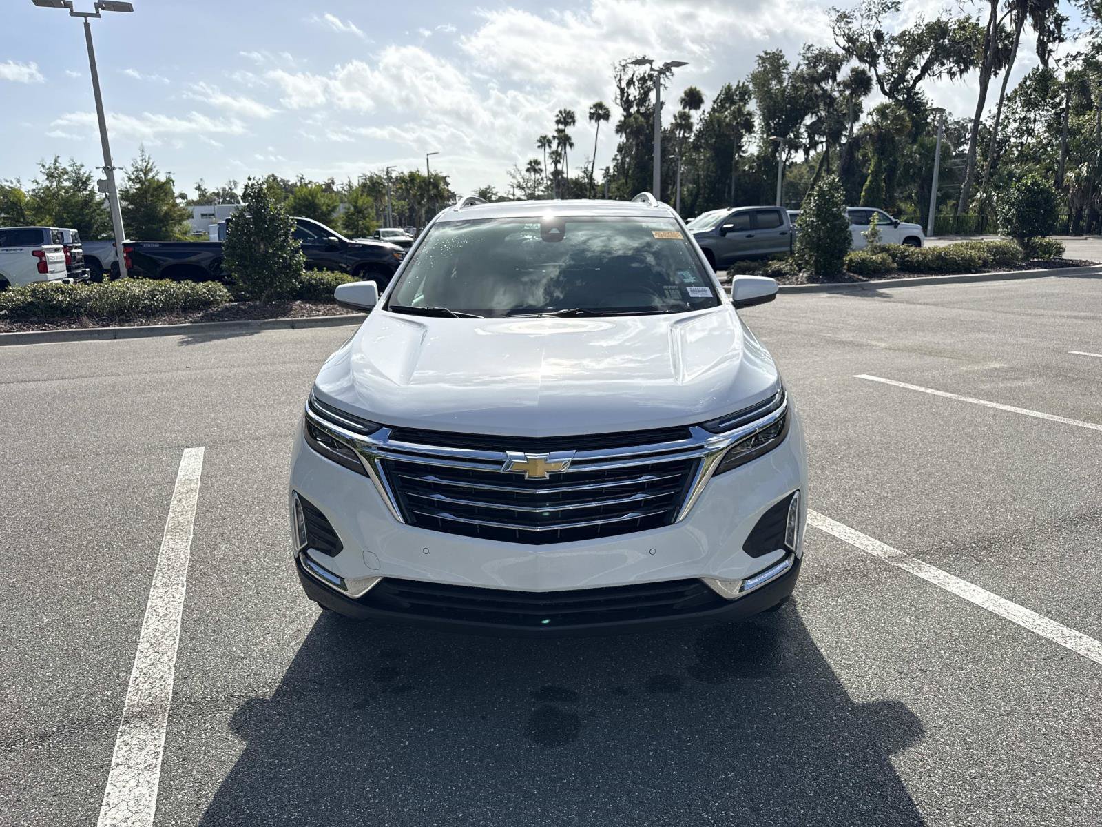 Used 2023 SUMMIT WHITE Chevrolet Premier image 7