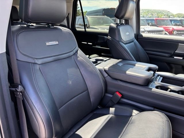 Used 2025 White Ford Platinum image 26