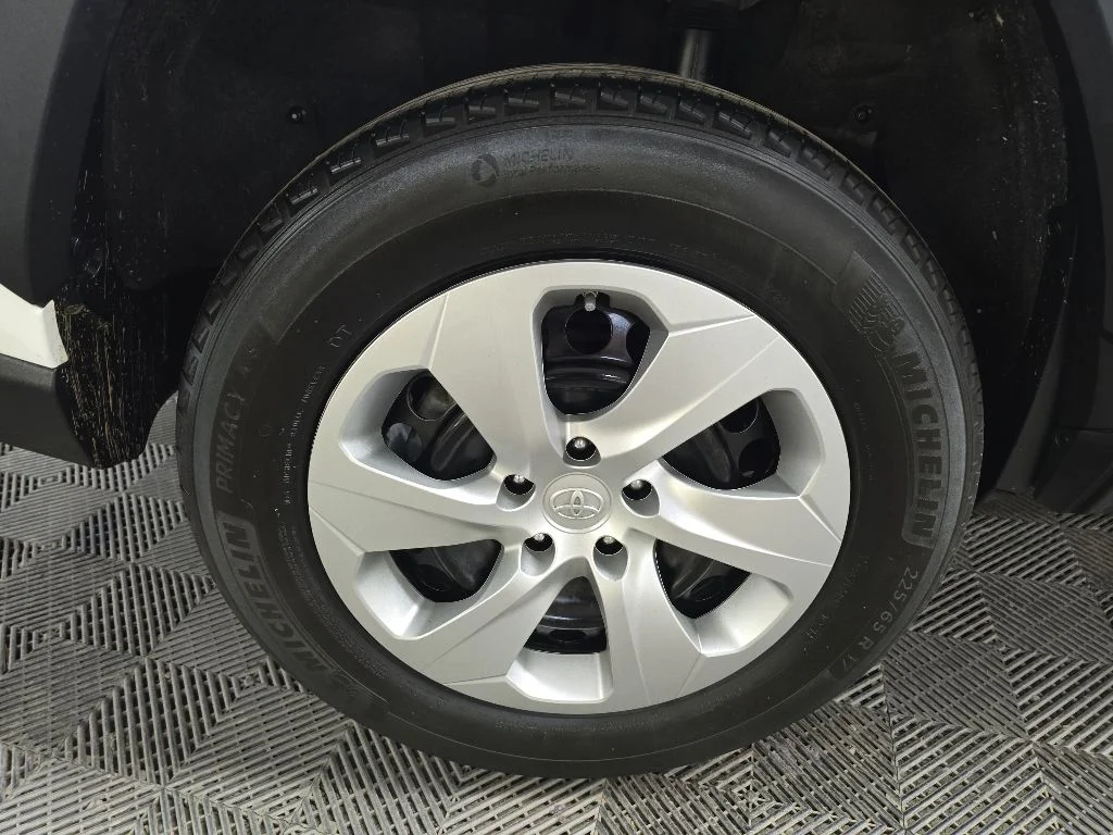 Used 2023 White Toyota LE image 13