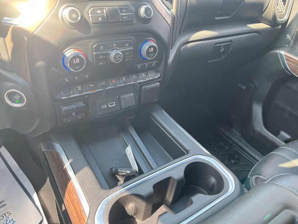 Used 2022 Silver Chevrolet High Country image 19