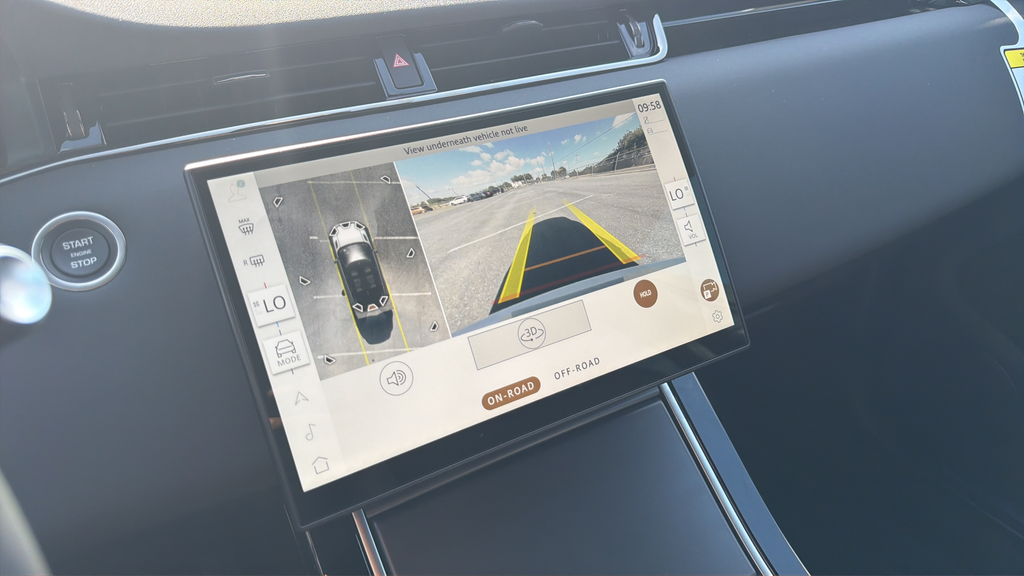 New 2026 Fuji White Land Rover S image 24