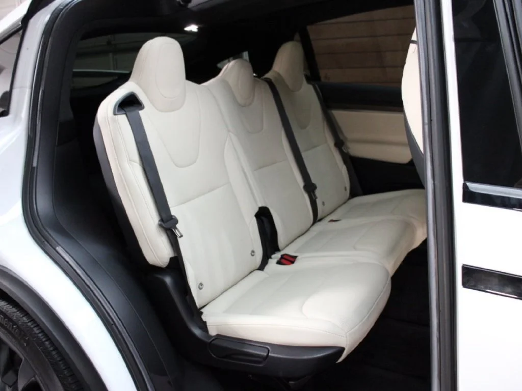 Used 2023 Pearl White Multi-Coat Tesla 7 Seater AWD image 9
