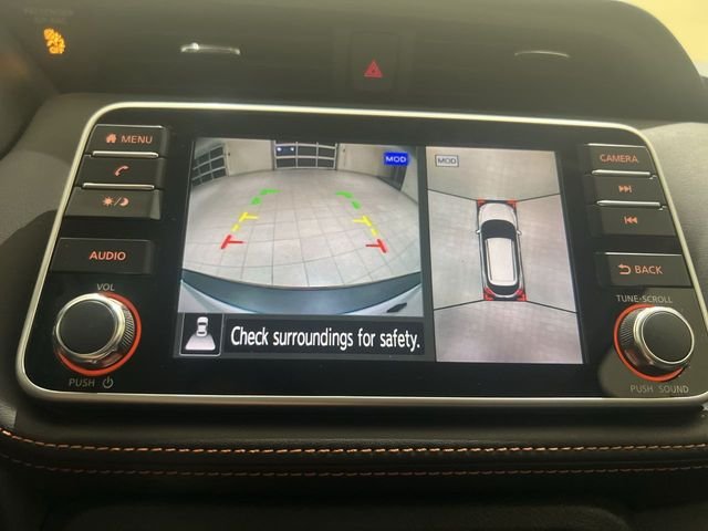 Used 2019 White Nissan SR image 13