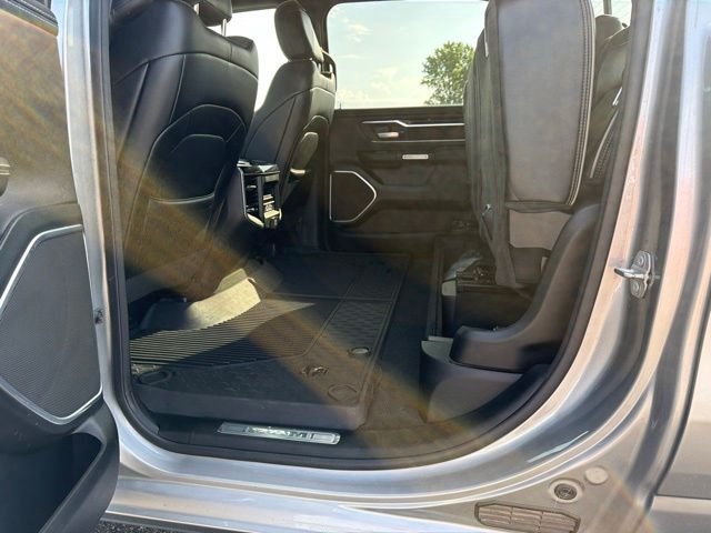 Used 2020 Silver Ram Laramie image 19