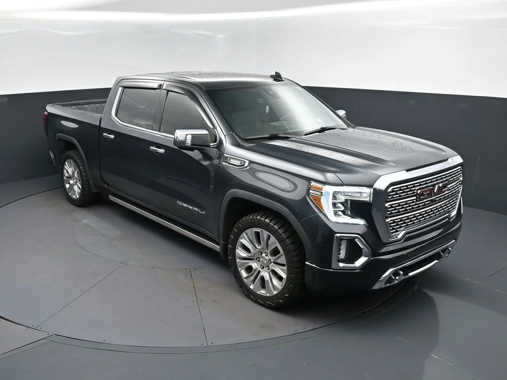 2021 GMC Sierra 4WD Crew Cab Short Box Denali's photo