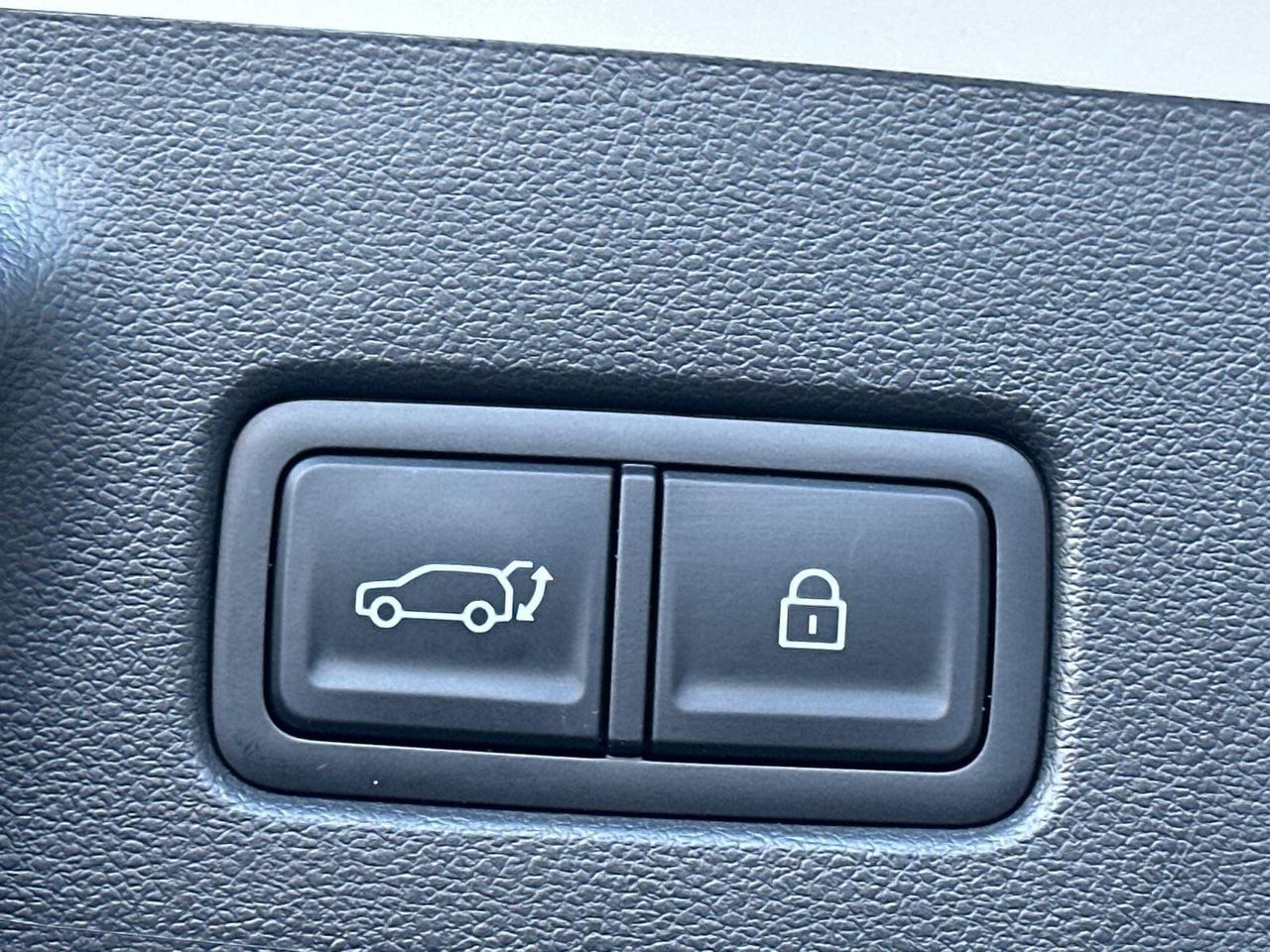 2025 Hyundai Santa Fe SEL - Photo 32
