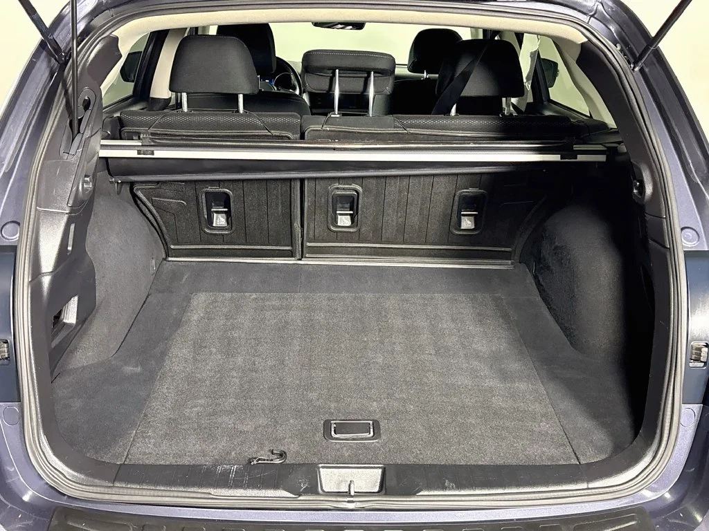 Used 2017 Gray Subaru 2.5i Premium image 20