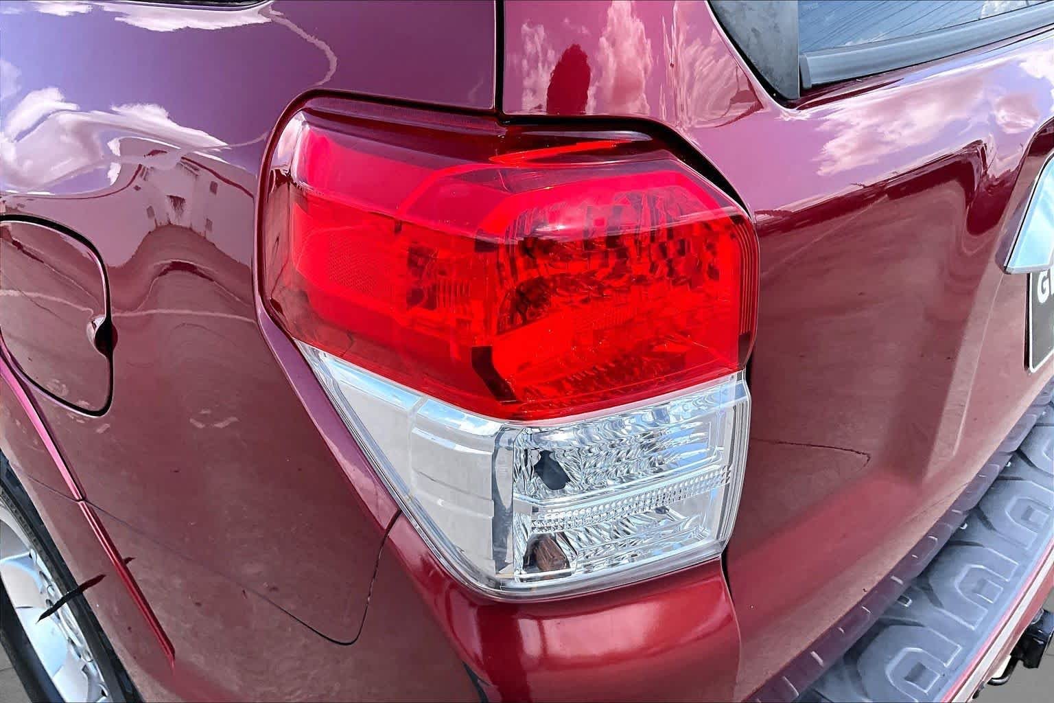 Used 2010 Salsa Red Pearl Toyota SR5 image 27