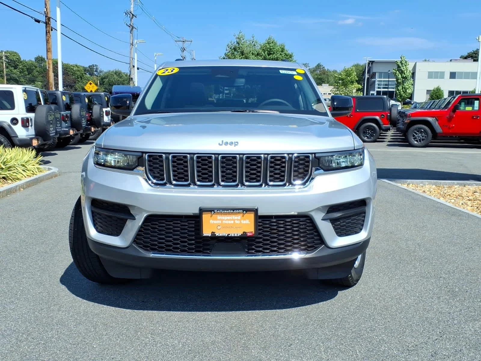 Certified Used 2023 Silver Zynith Jeep Laredo X image 3