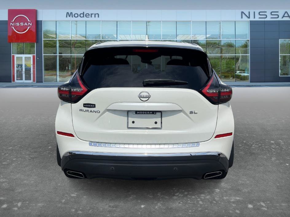 Certified Used 2023 Pearl White Tricoat Nissan SL image 9