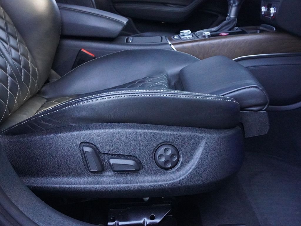 Used 2014 Gray Audi 4.0T Prestige image 33