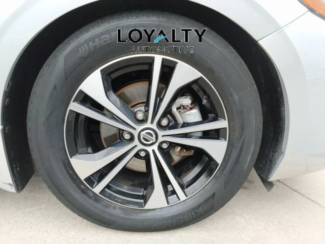 Used 2020 Silver Nissan SV image 8