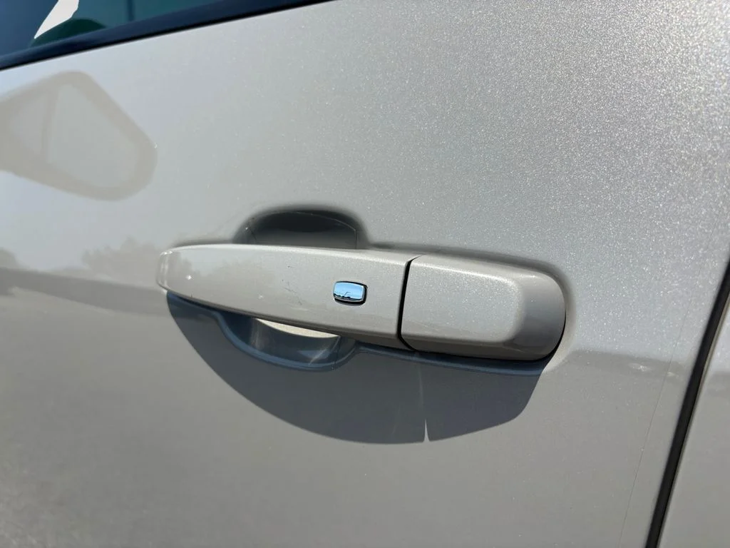Used 2021 Gray Chevrolet RS image 58