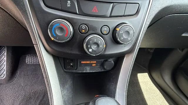Used 2018 NIGHTFALL GRAY METALLIC Chevrolet LT image 14