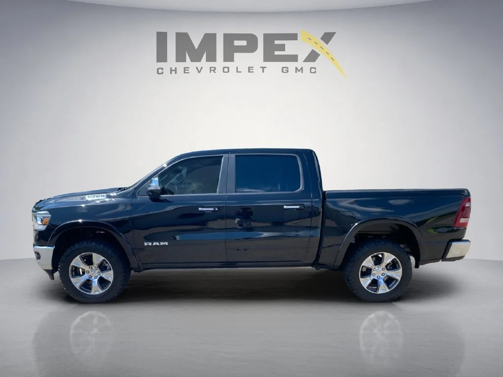Used 2022  Ram Laramie image 2