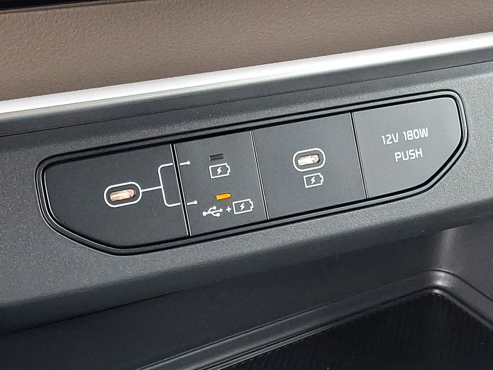 New 2027 White Kia LXS image 20