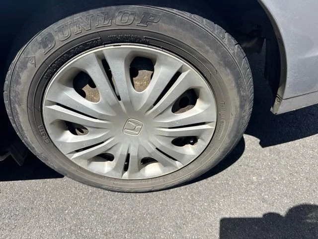 Used 2011 Gray Honda LX image 13