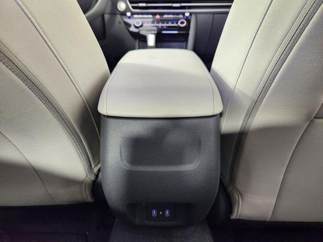 New 2026 Gray Hyundai SE image 18