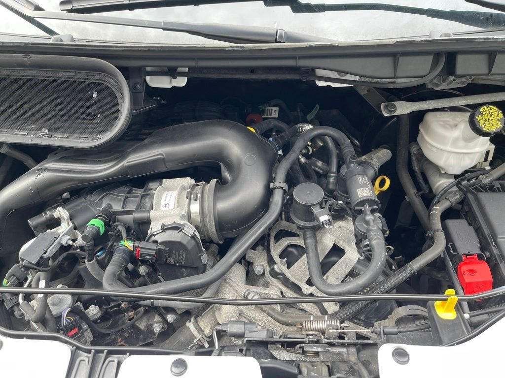 Used 2024  Ford  image 24