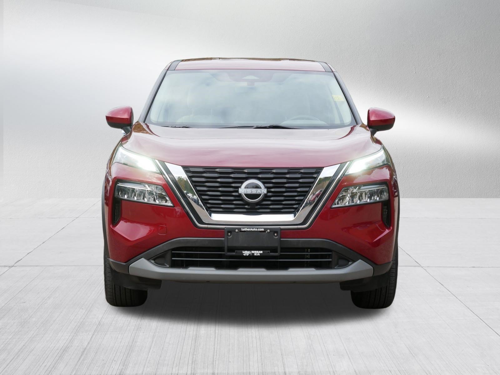 Certified Used 2023 Scarlet Ember Tintcoat Nissan SV image 2