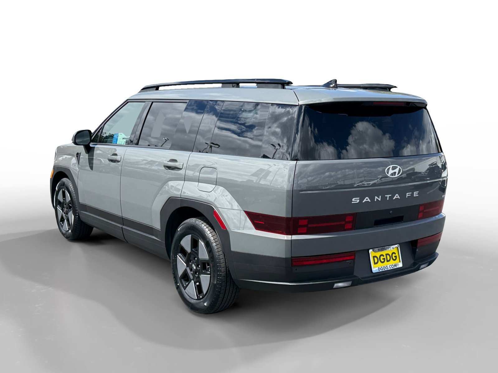 Used 2025 Gray Hyundai SEL image 3