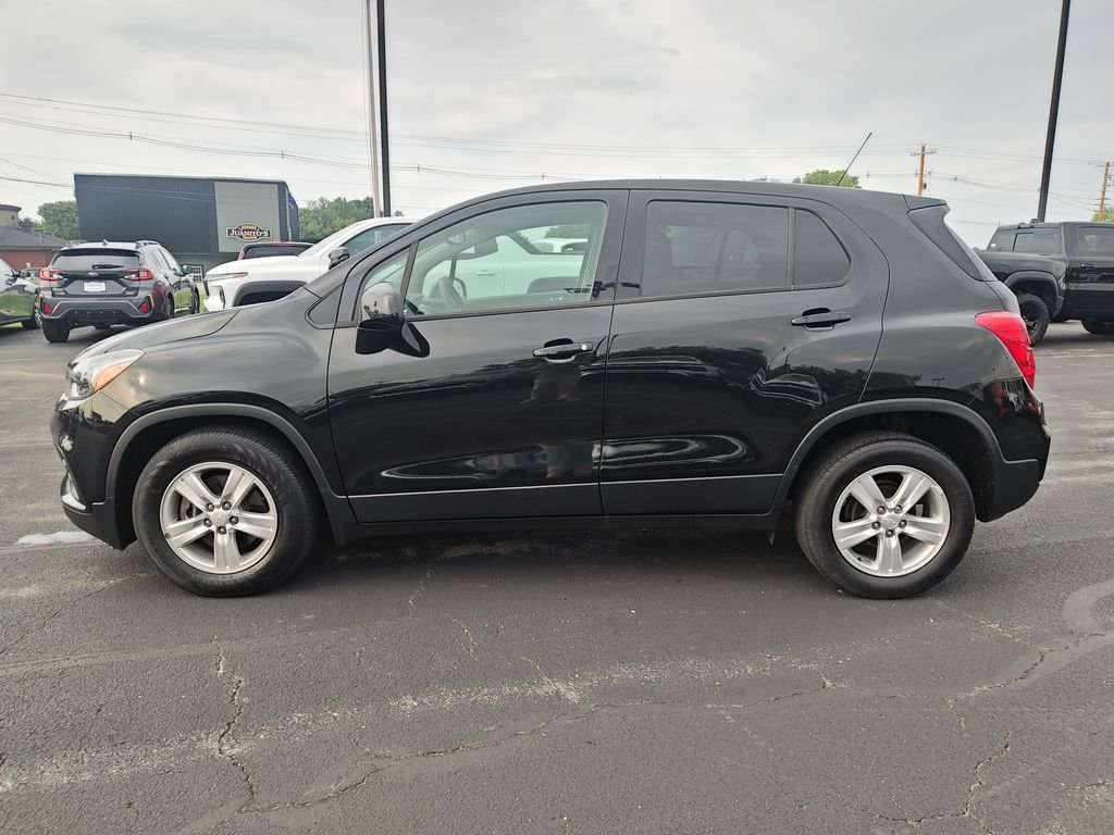 Used 2022 Black Chevrolet LS image 2