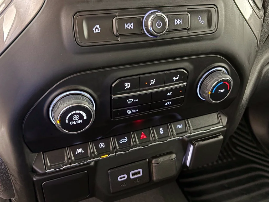 Used 2024 Black Chevrolet Custom image 30
