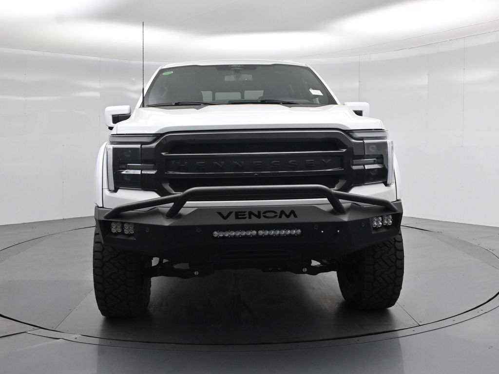 New 2025 Oxford White Ford Lariat image 26