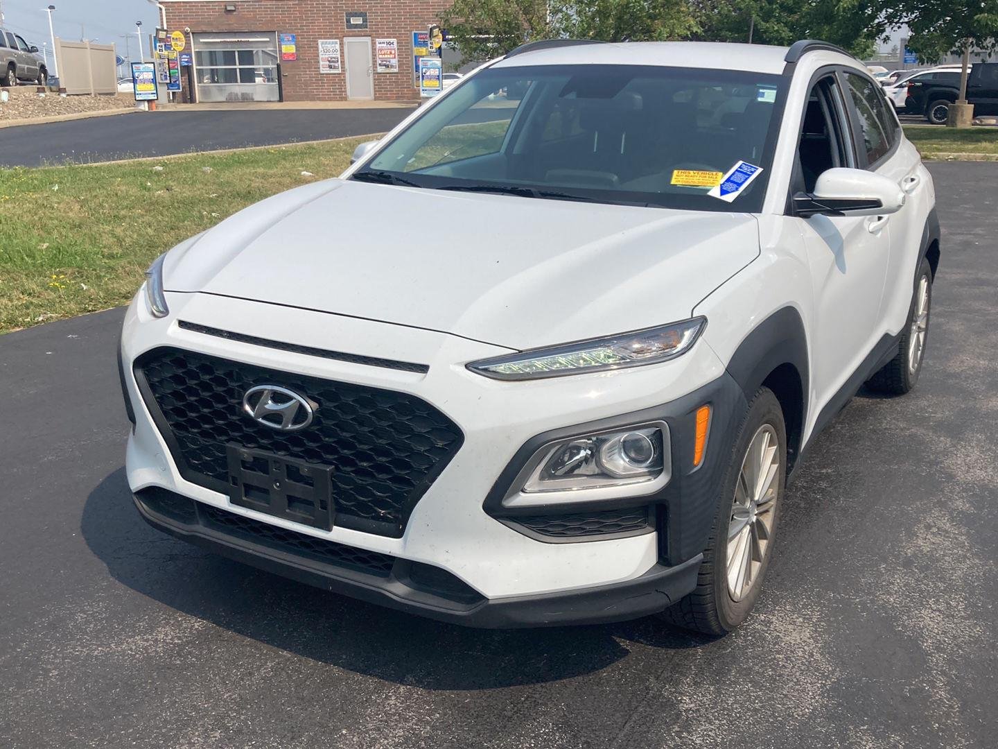 Used 2020 Chalk White Hyundai SEL image 3