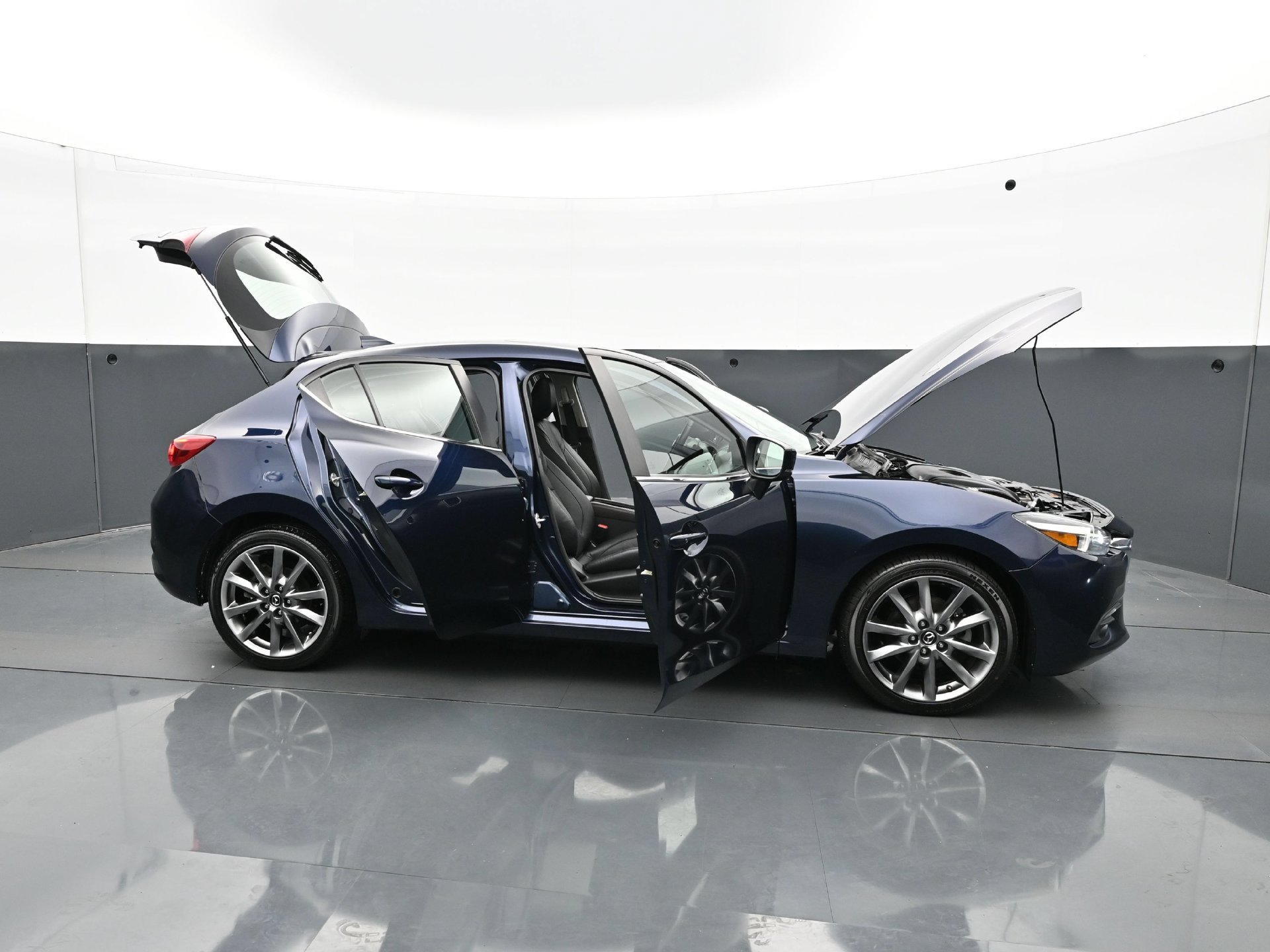 Used 2018 Deep Crystal Blue Mica Mazda Grand Touring image 41