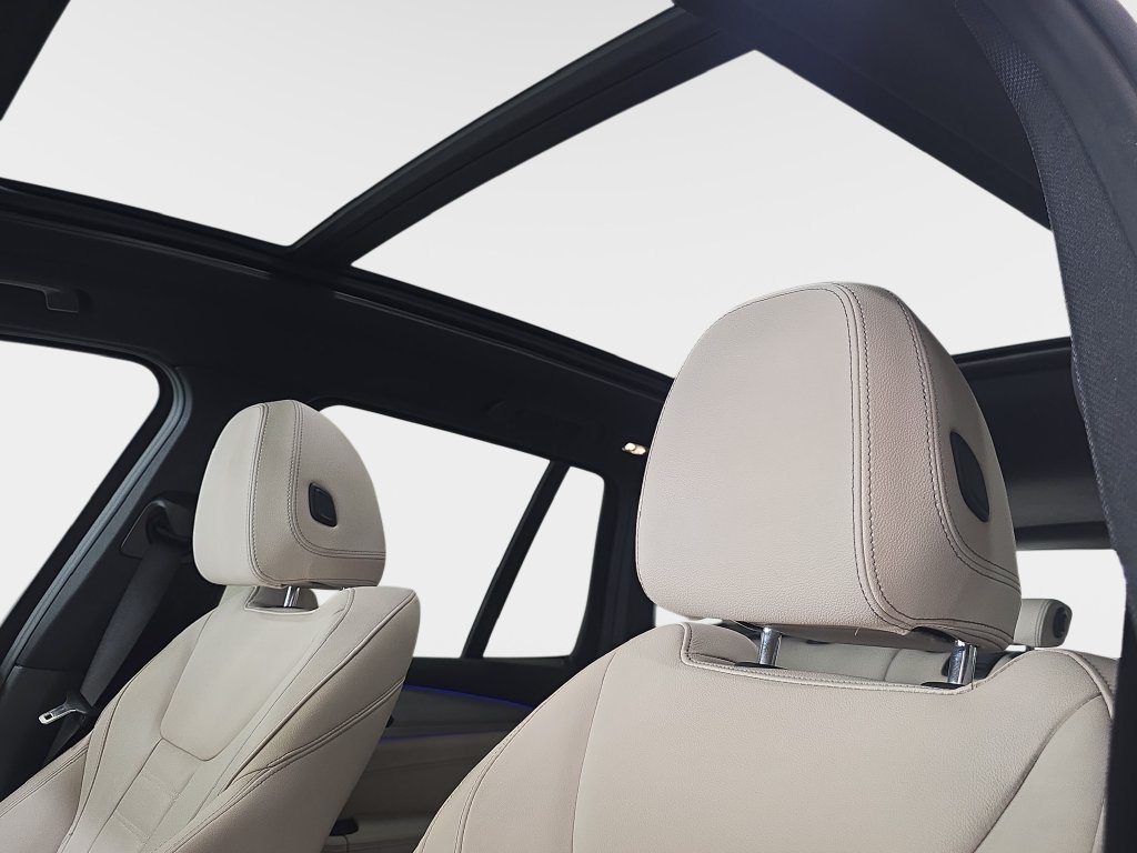 Used 2019 Alpine White BMW xDrive30i image 29