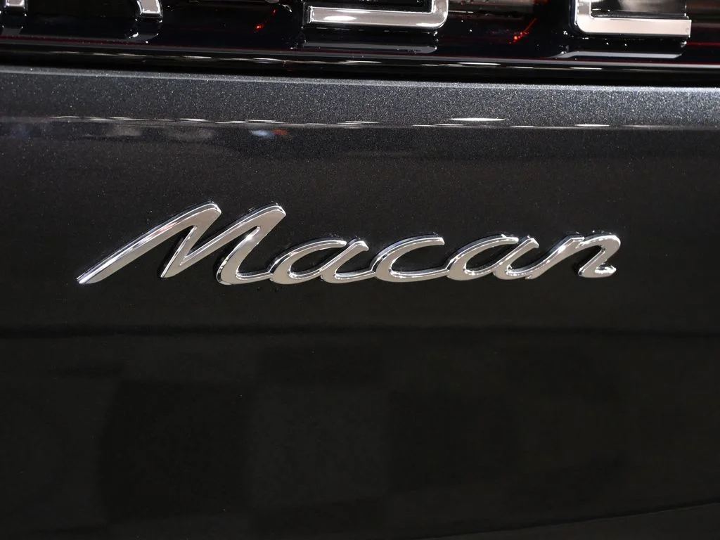 2026 Porsche Macan T - Photo 46