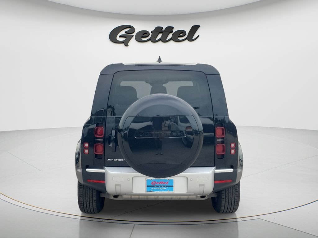 Used 2024 Black Land Rover S image 6