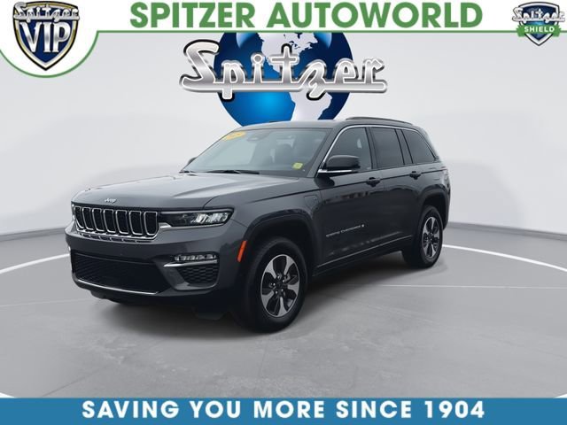 Used 2025 Gray Jeep NA image 4