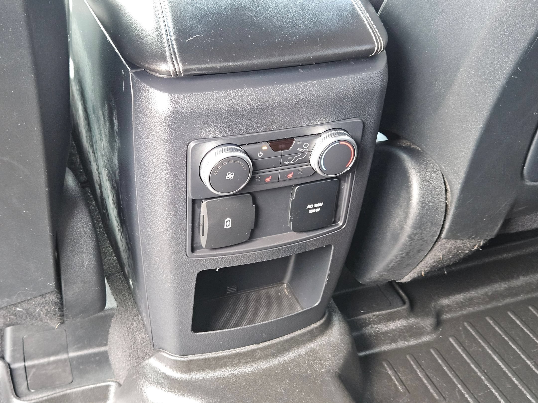 Used 2020 Silver Metallic Ford Limited image 22