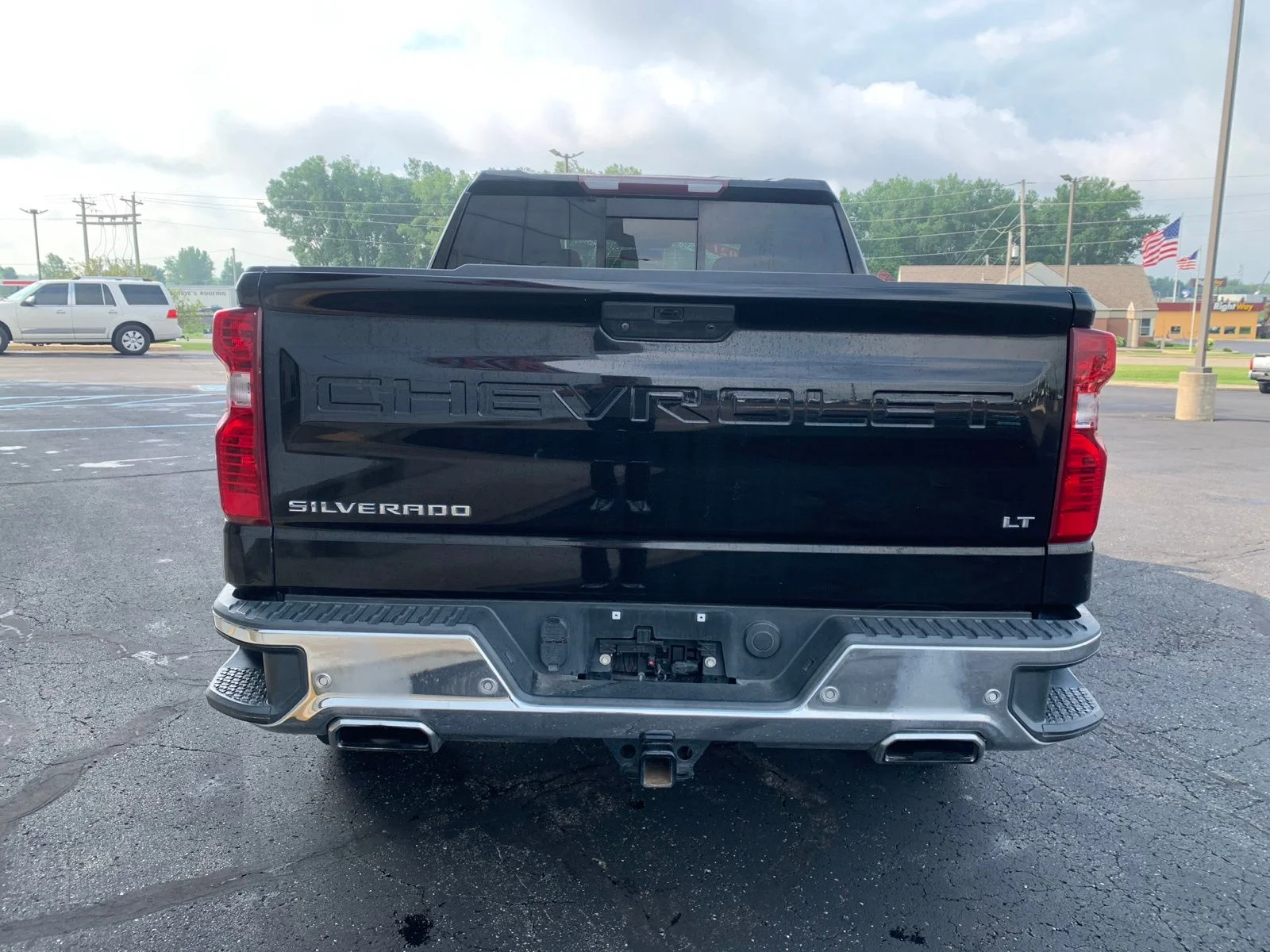 2021 Chevrolet Silverado 1500 LT - Photo 4
