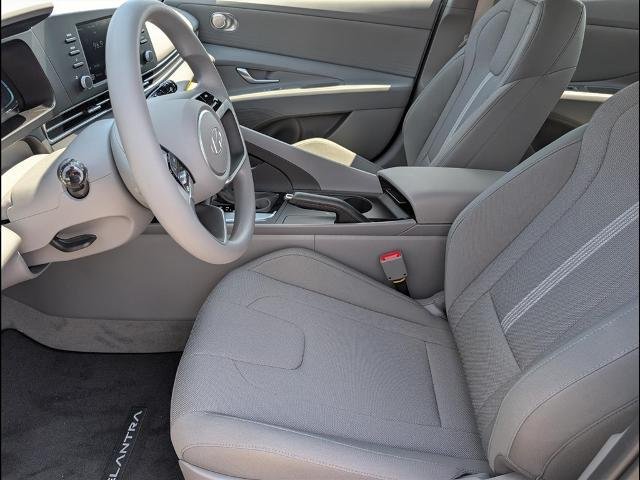 New 2026 Serenity White Hyundai SE image 11