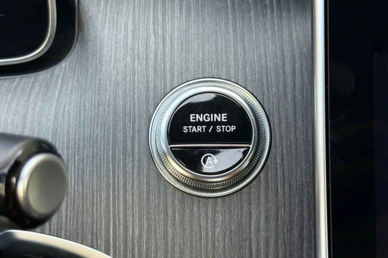 Used 2024 Cirrus Silver Metallic Mercedes-Benz CLE 300 image 21