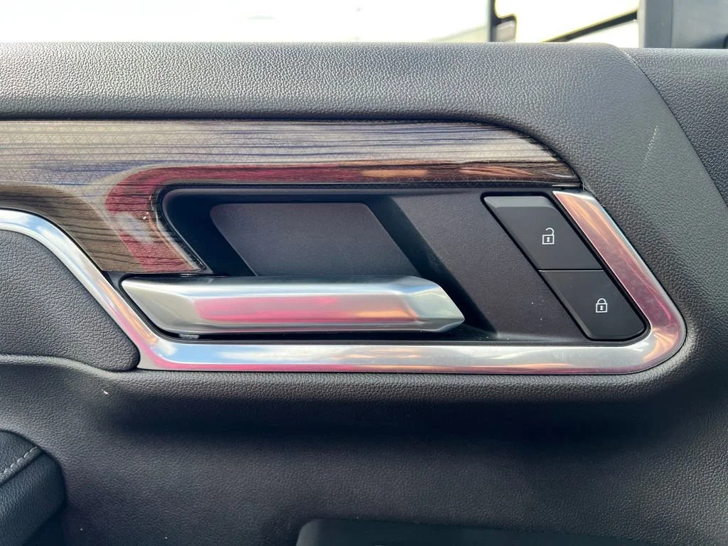 2025 Chevrolet Silverado 2500HD LT - Photo 12