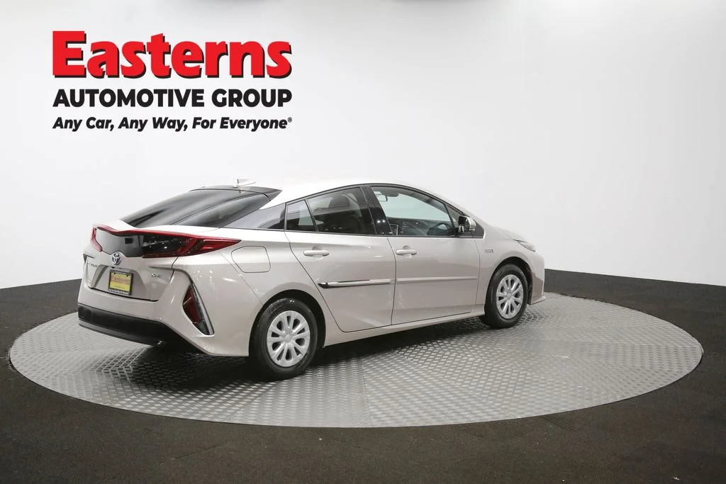 Used 2020 Gray Toyota XLE image 39