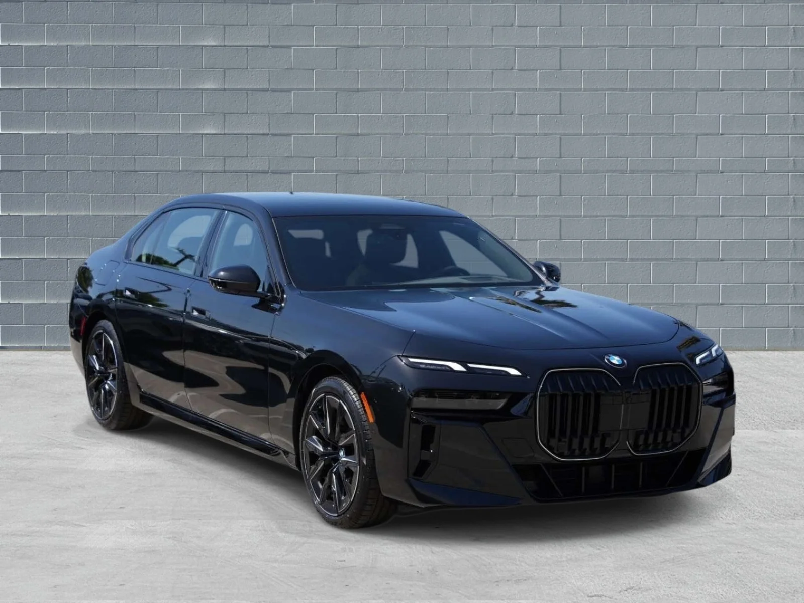 2026 BMW 7 Series 740i Sedan's photo
