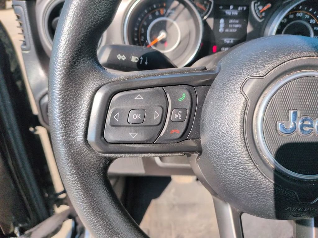 Used 2022 Black Jeep Willys image 21