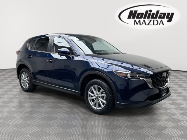 2023 Mazda CX-5 S Preferred package Auto AWD's photo